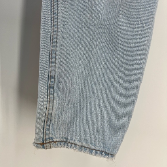 Abercrombie & Fitch The Skinny High Rise light wash distressed size 28 - Picture 12 of 13